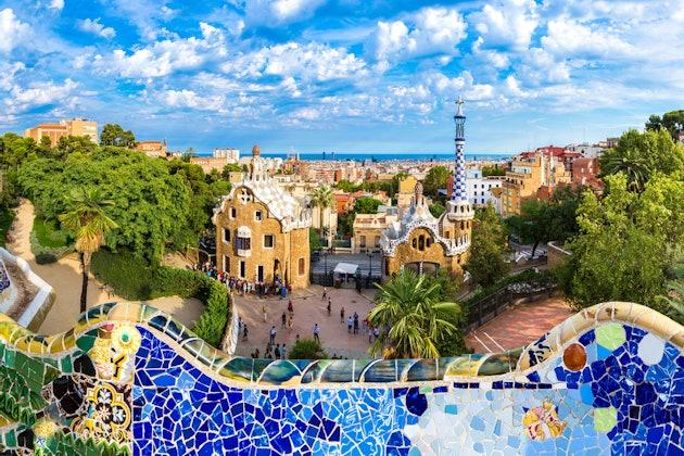Barcellona: Parc Güell + Funivia + Bus Hop-on Hop-off