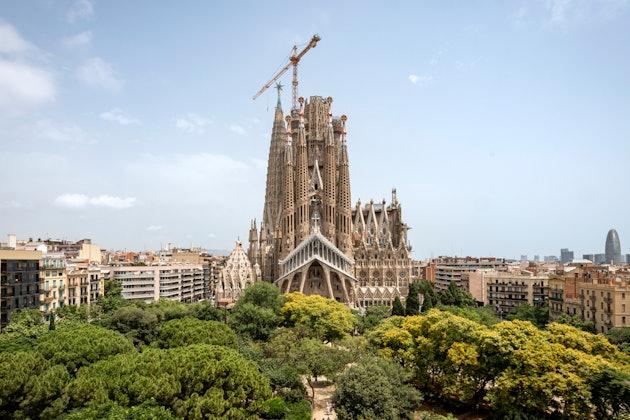 Sagrada Familia: Biglietto con accesso rapido + Torri opzionali